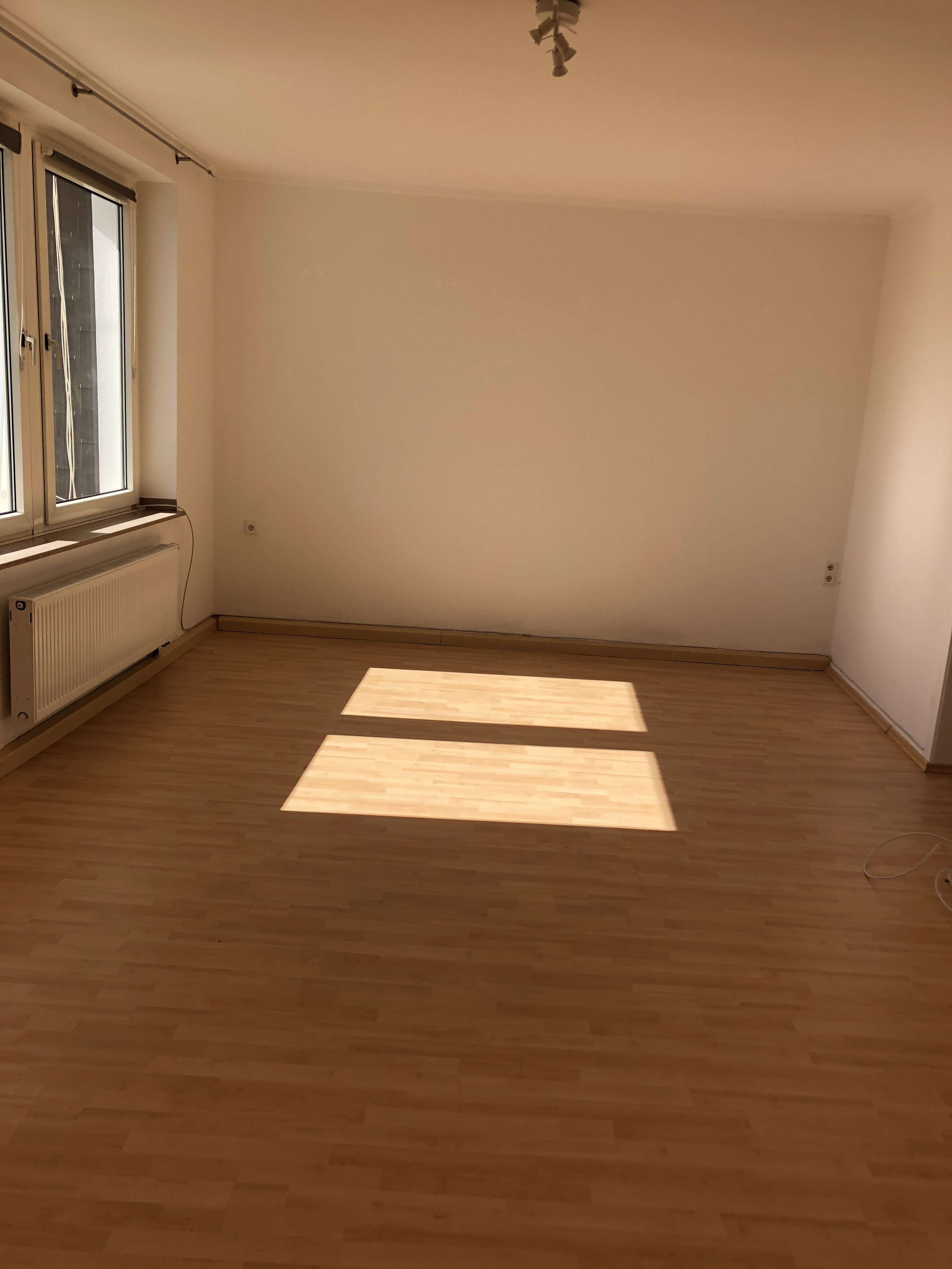 Bochum-Wattenscheid// Schöne helle 2 ZKB-Wohnung (301) zu vermieten