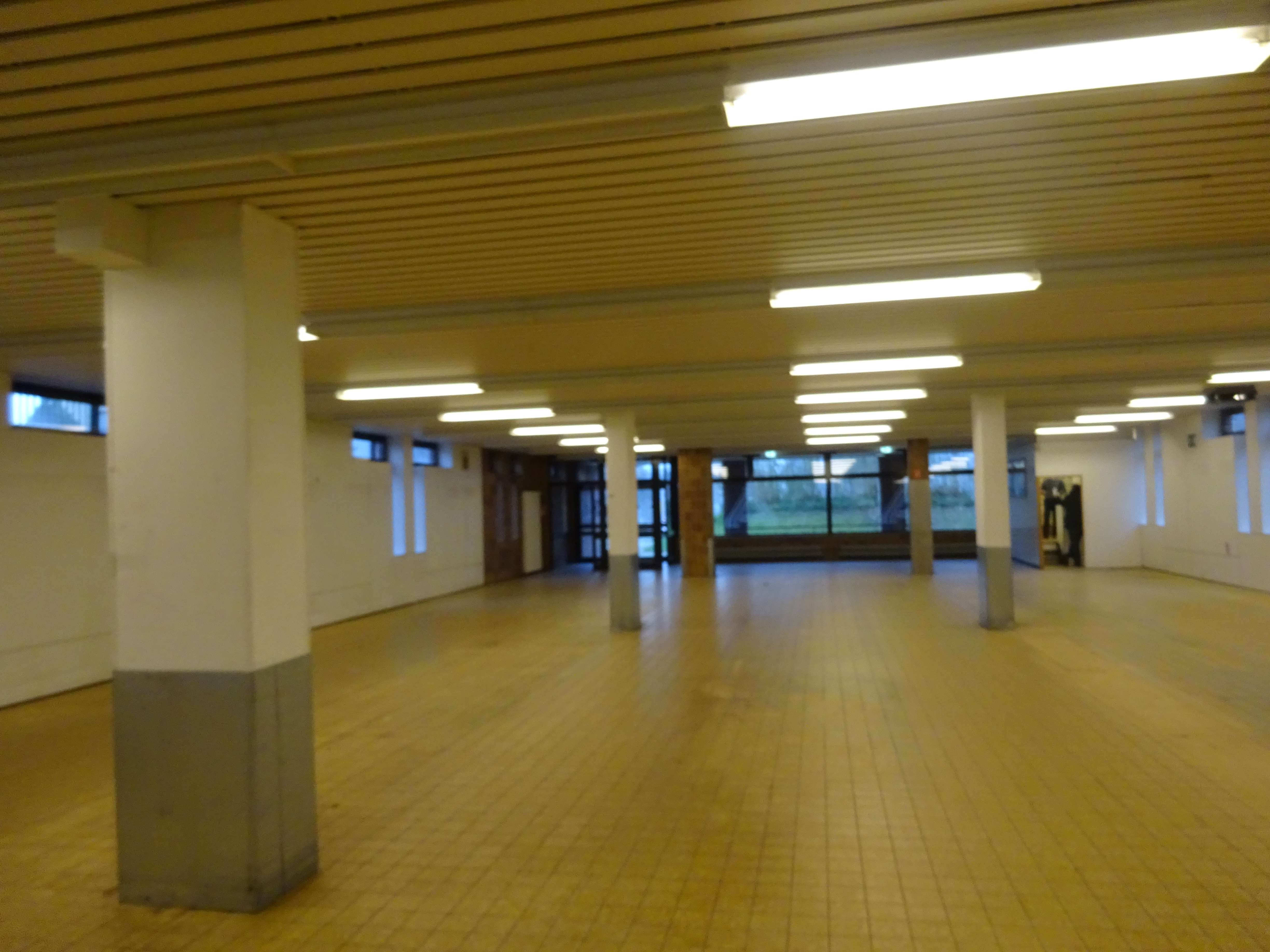 Attraktive Gewerbefläche in Witten – ideale Erreichbarkeit & viele Stellplätze